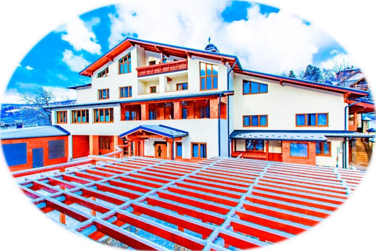 Atava Family House Hotel Yaremche Exterior photo